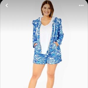 Lilly Pulitzer Audrey Zip Up Jacket in Shell Me You Love Me Size L NWT’s